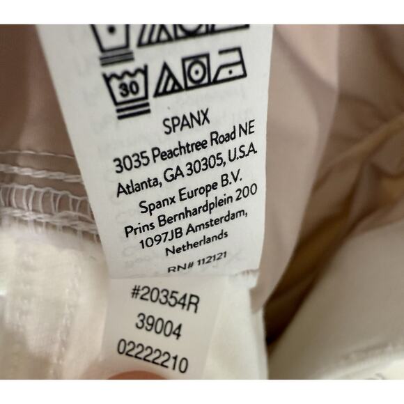 Spanx Womens Jeans Straight Leg High Rise Pull On White Size Large NWT - Picture 10 of 15